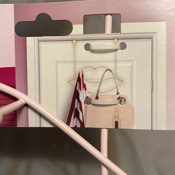 Ooh LaLa over the door rack - Picture 3 of 8